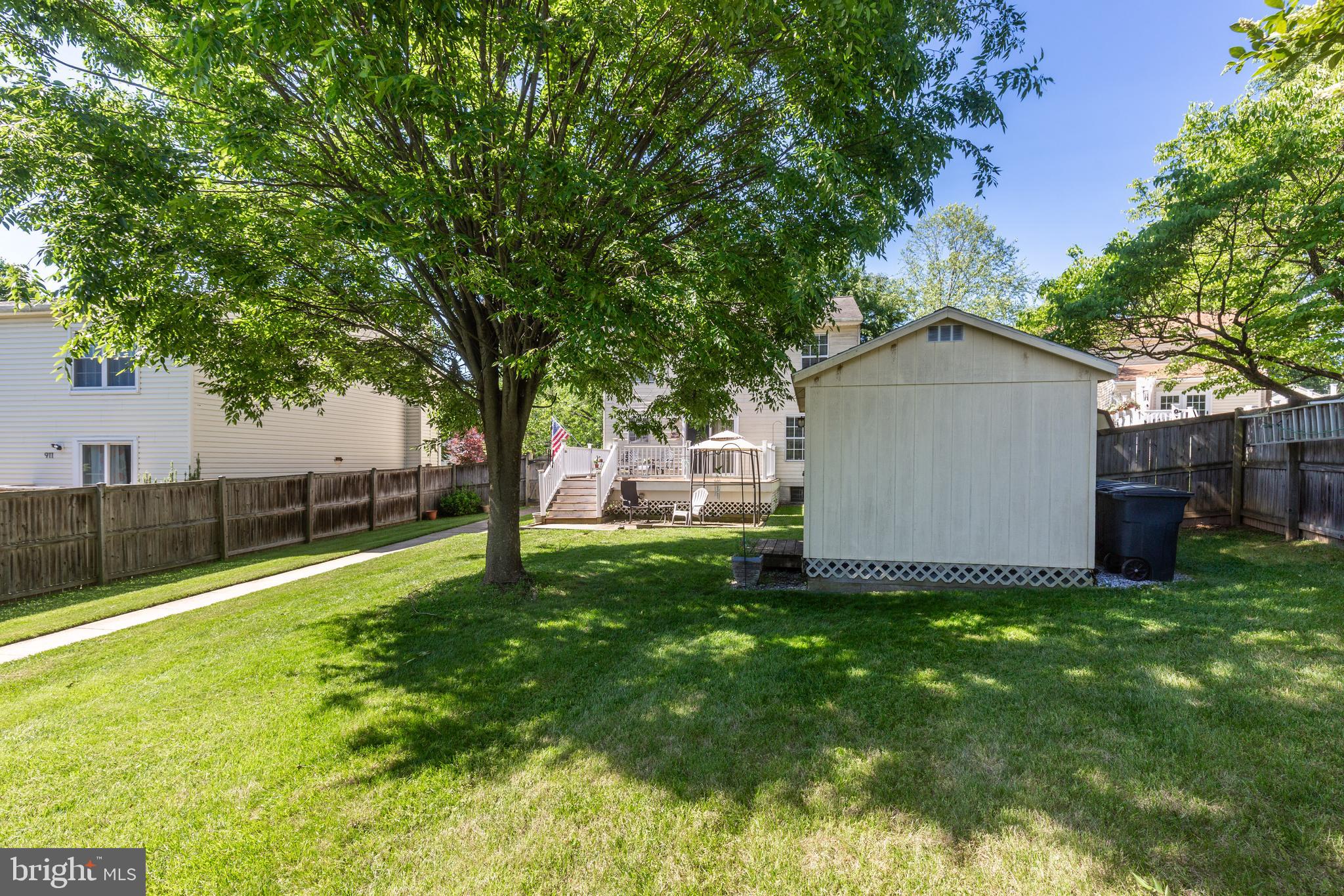 909 BLACK SPRUCE LANE