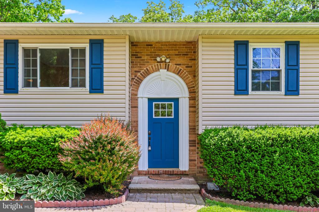 2105 WALSH DRIVE