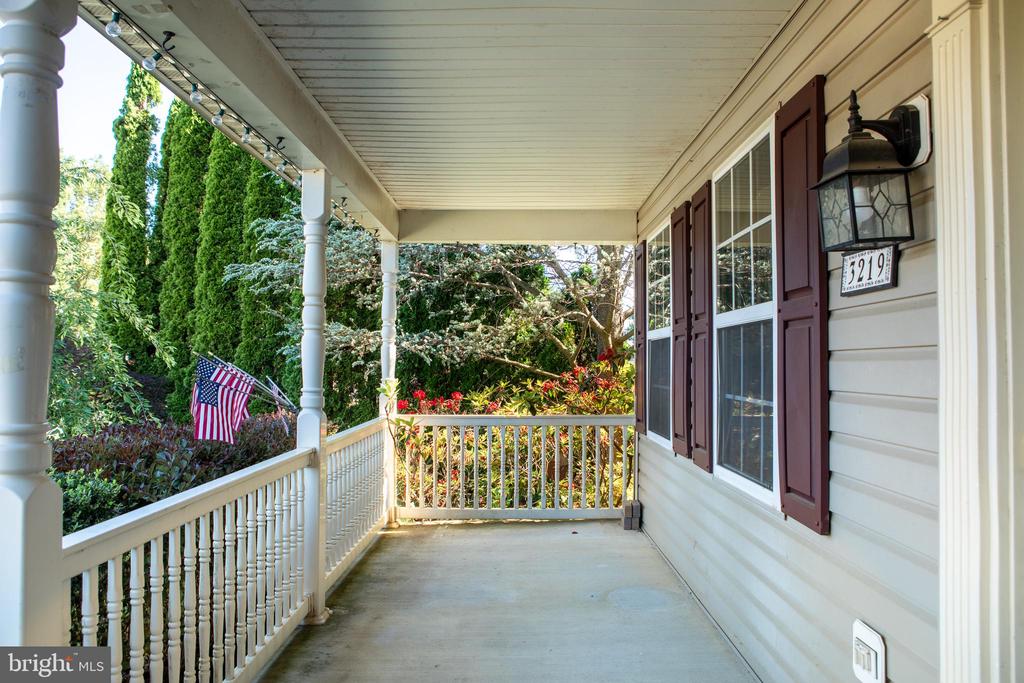 3219 MOREFIELD COURT