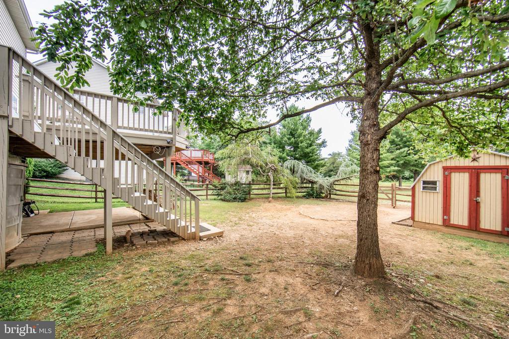 3219 MOREFIELD COURT