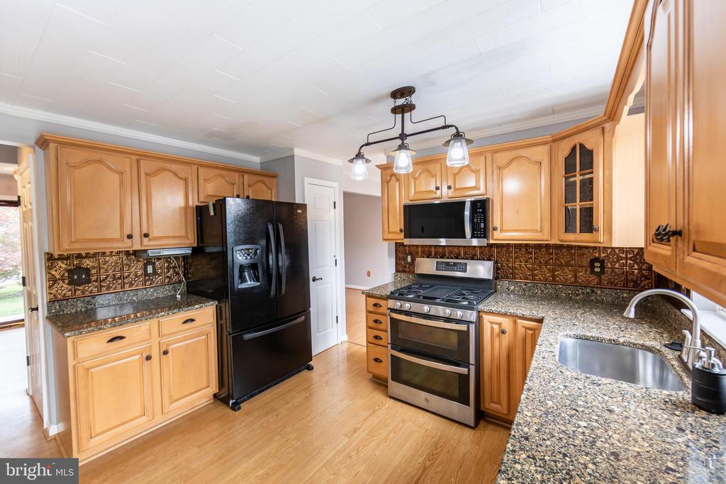 3219 MOREFIELD COURT