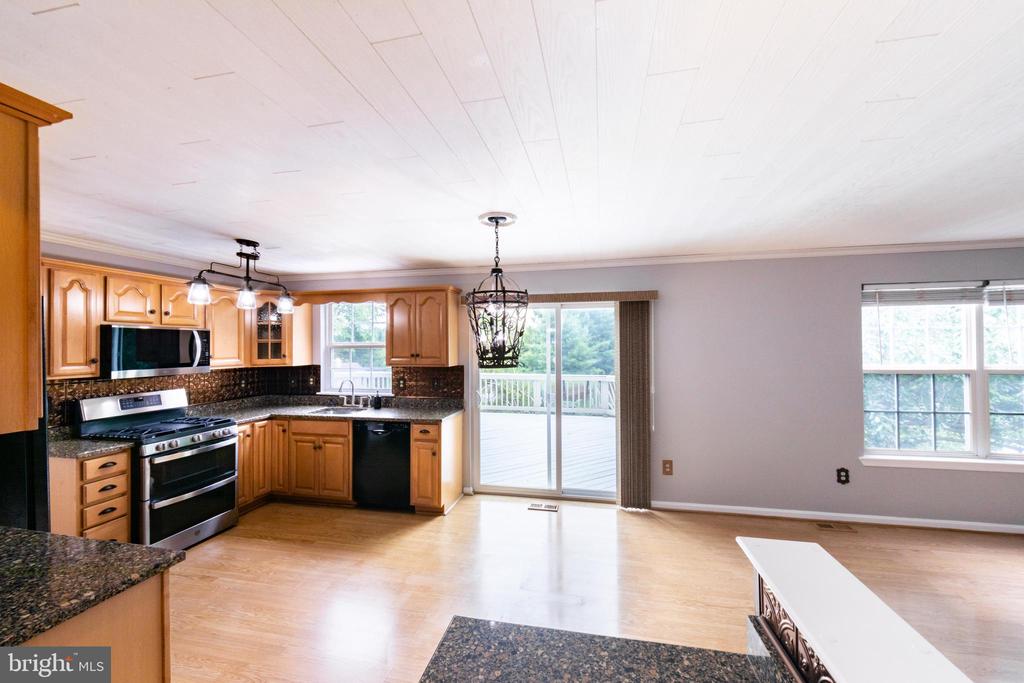 3219 MOREFIELD COURT