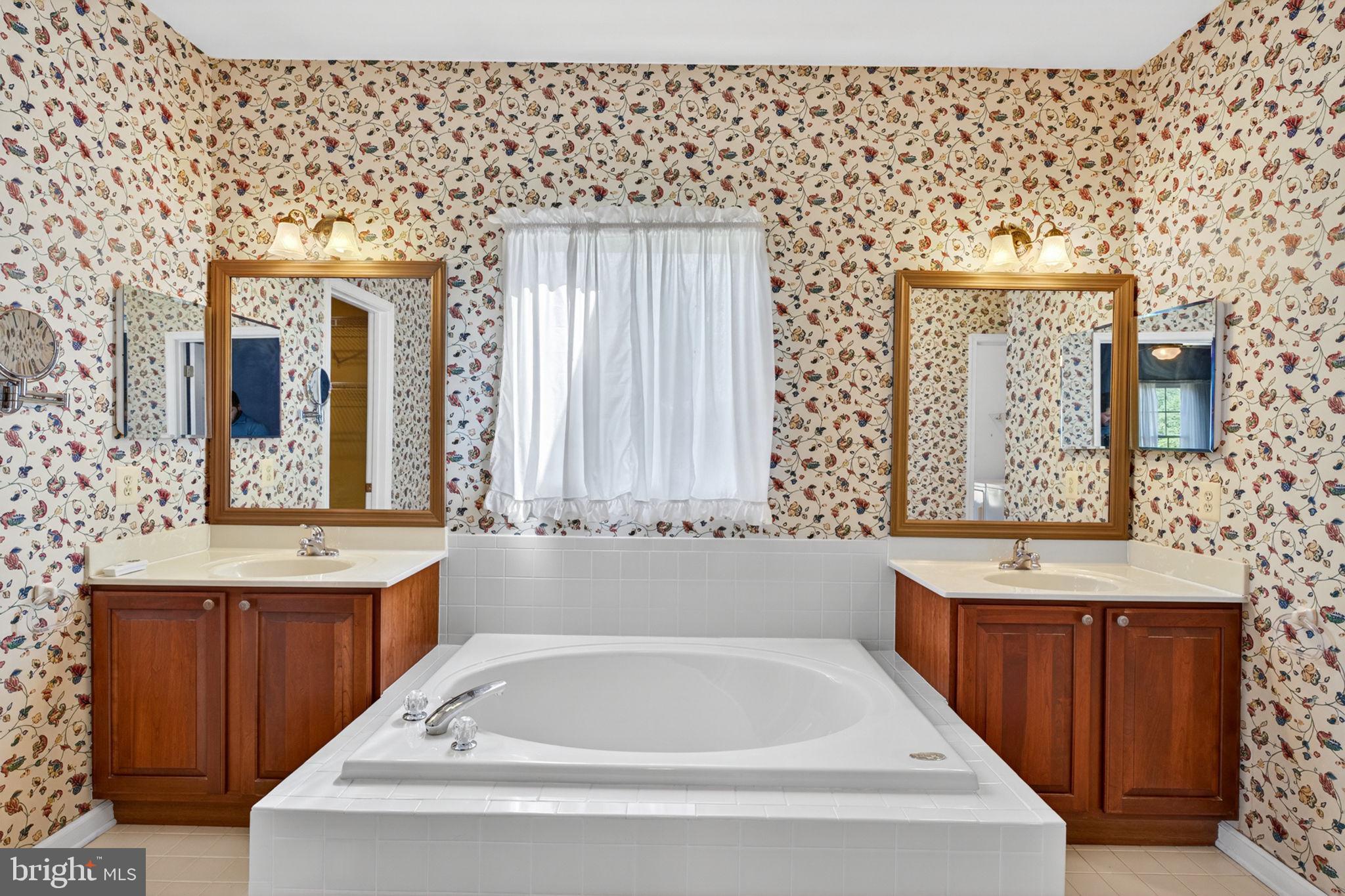 710 WATERS EDGE COURT