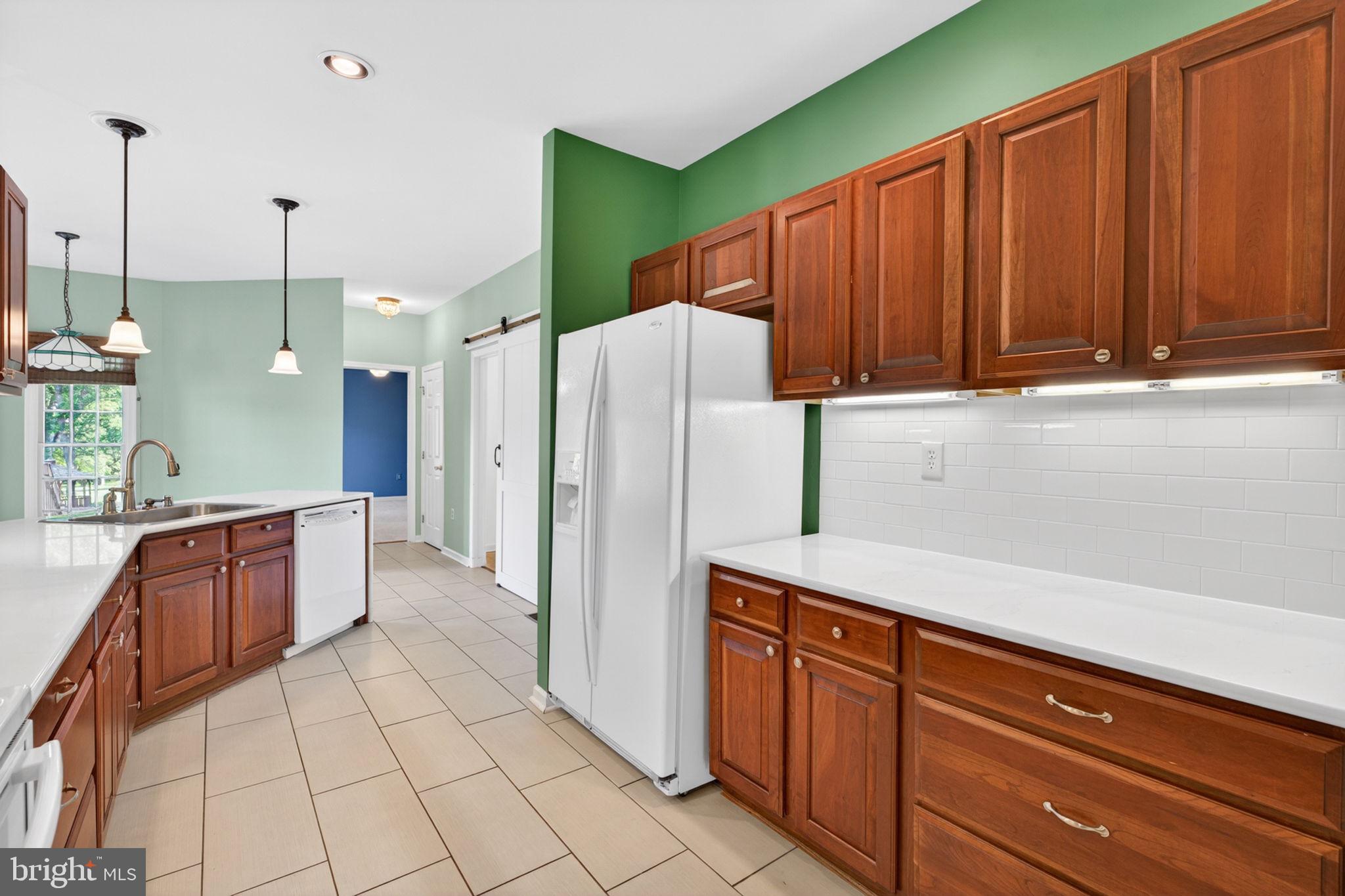 710 WATERS EDGE COURT