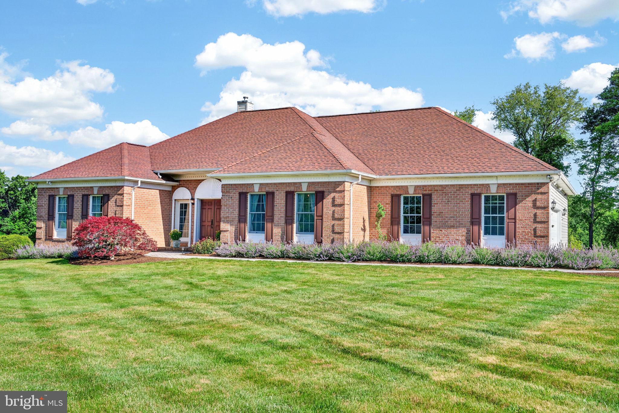 710 WATERS EDGE COURT