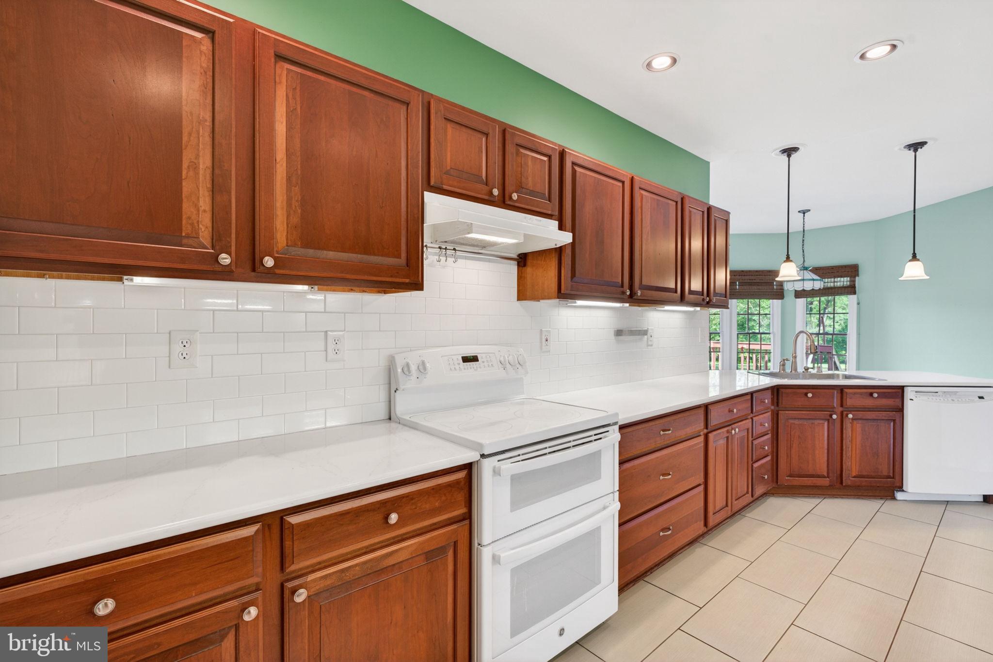 710 WATERS EDGE COURT