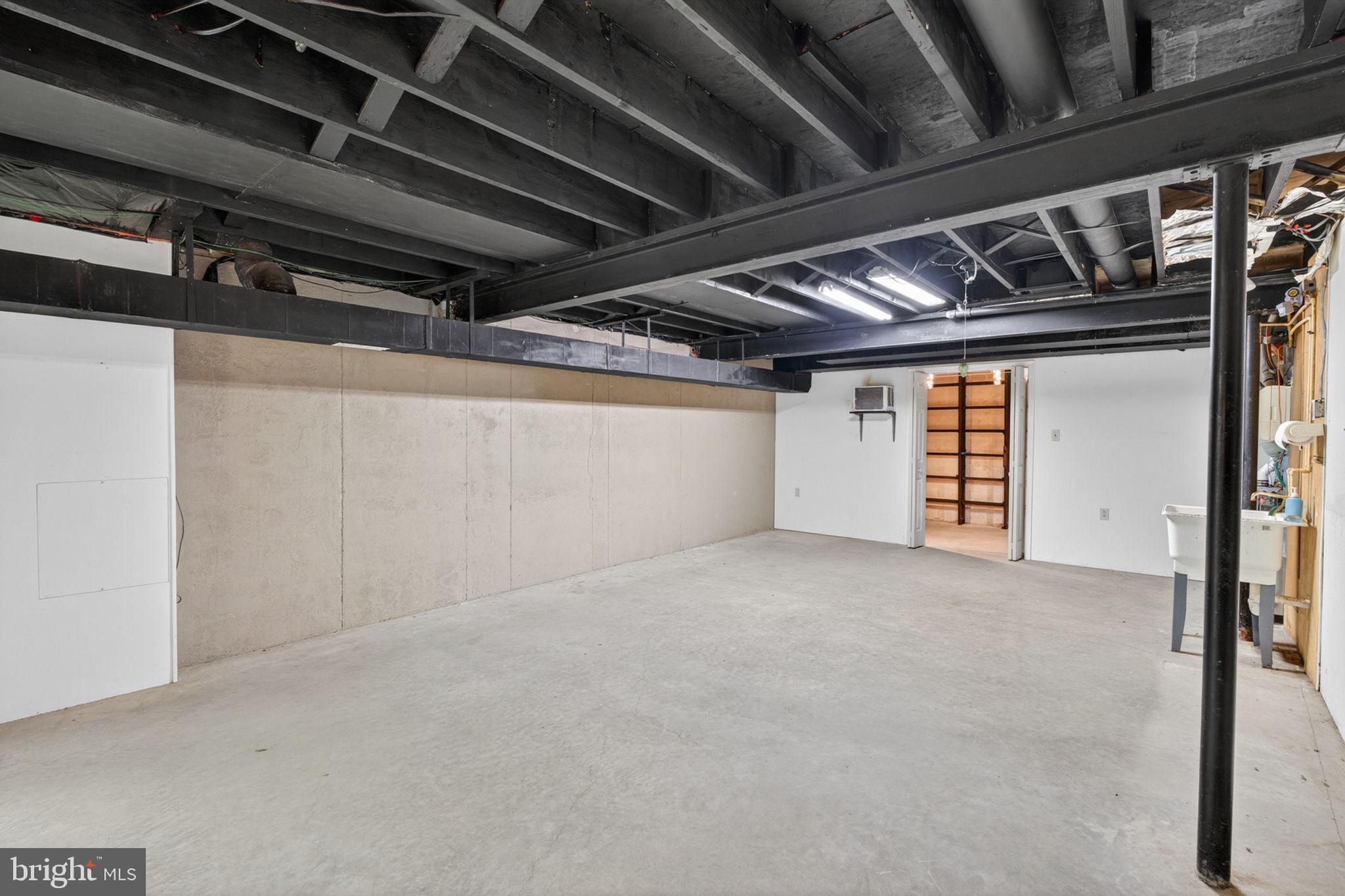 710 WATERS EDGE COURT