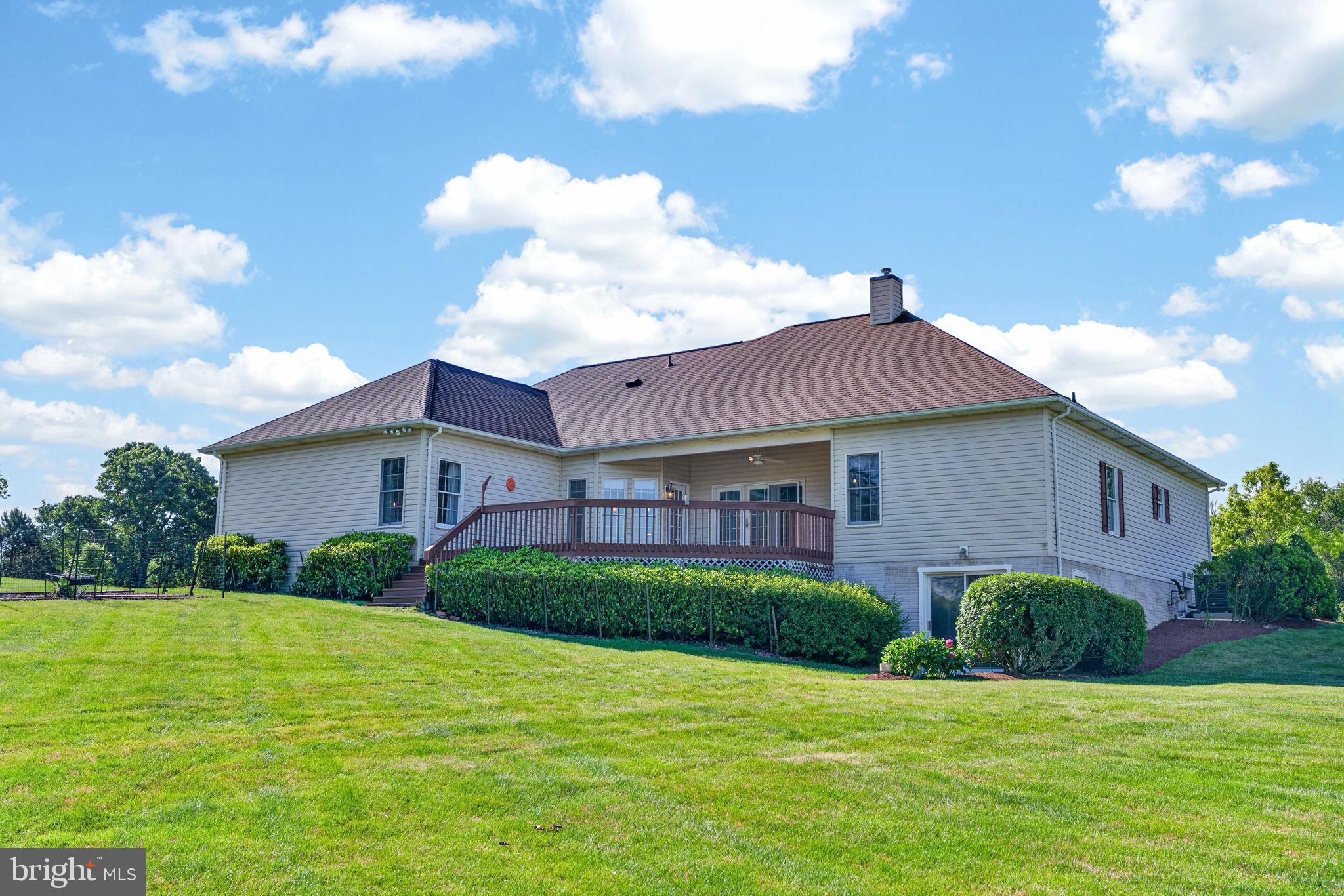 710 WATERS EDGE COURT