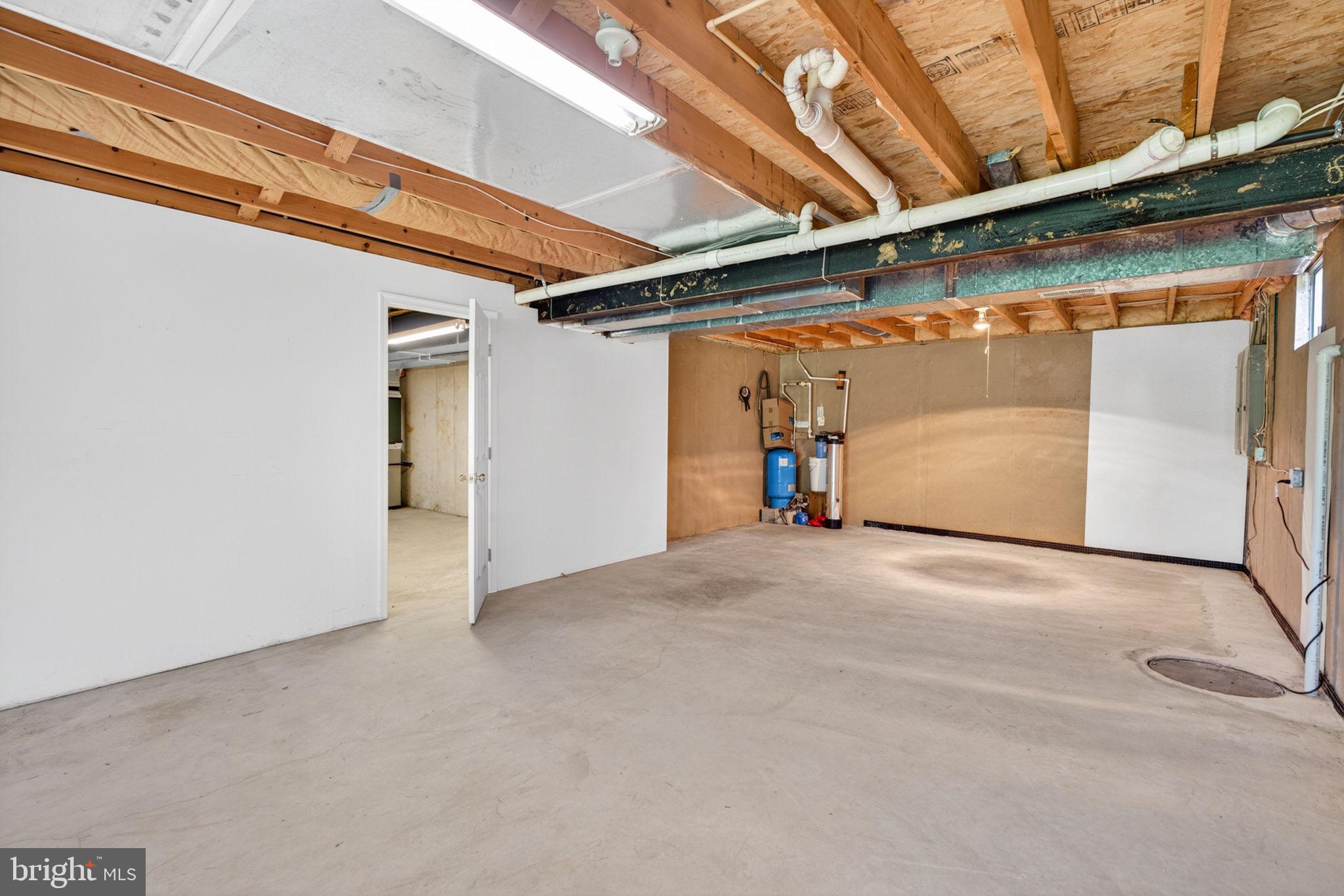 710 WATERS EDGE COURT