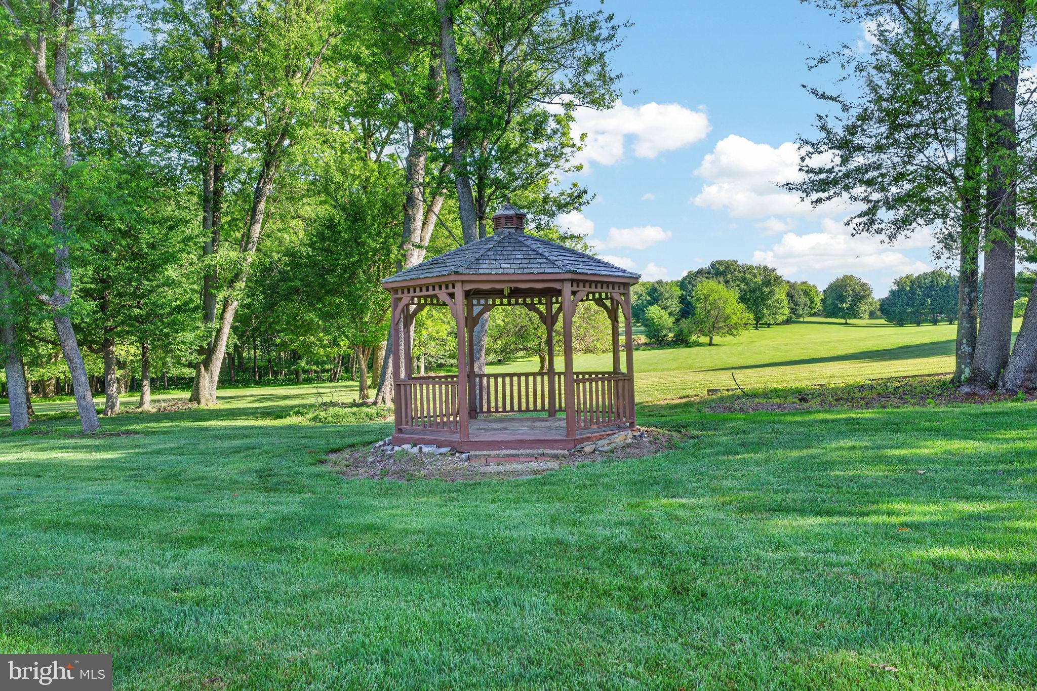 710 WATERS EDGE COURT