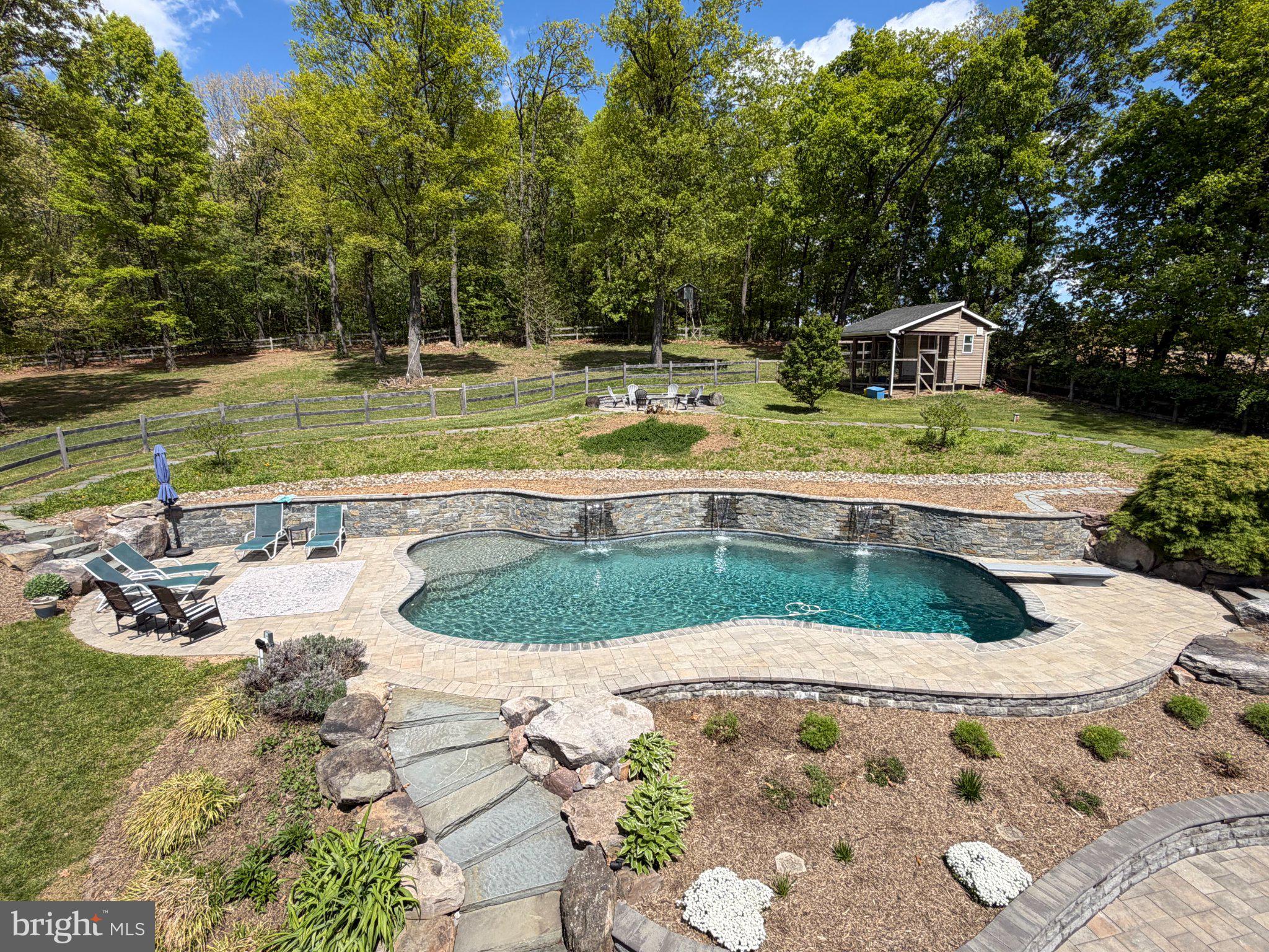 4001 YOUNG ROAD
