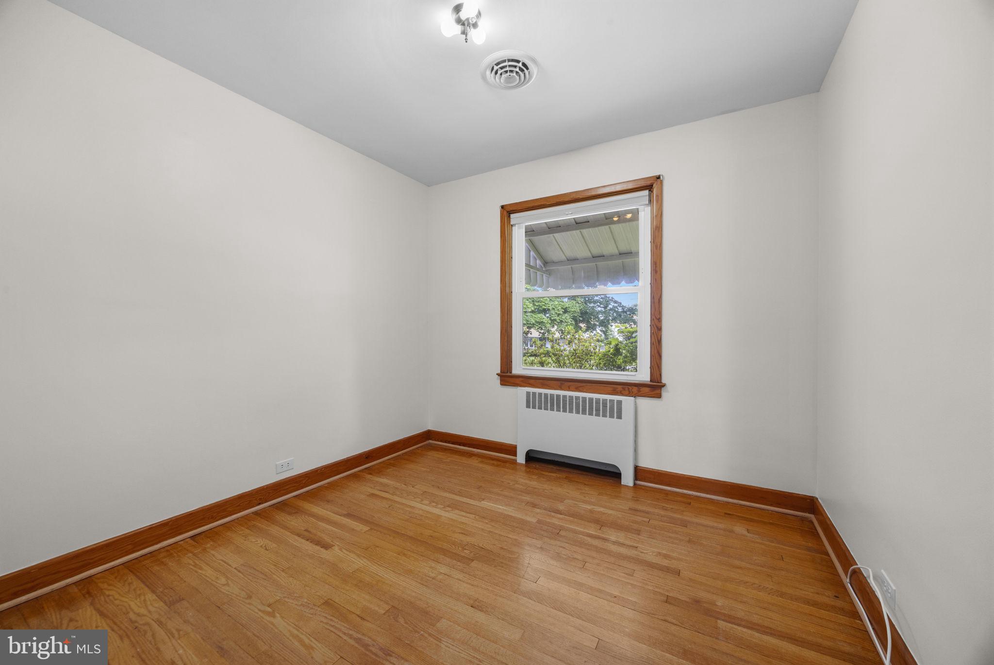 2883 PARK AVENUE
