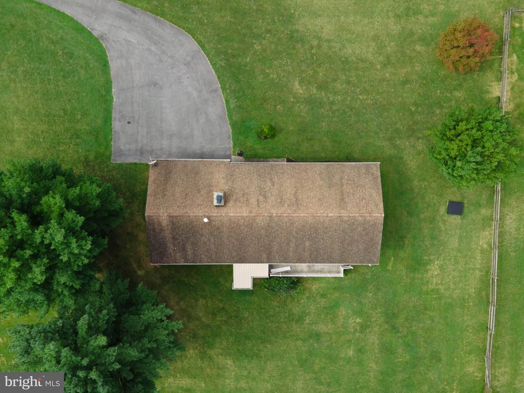 946 STONE ROAD
