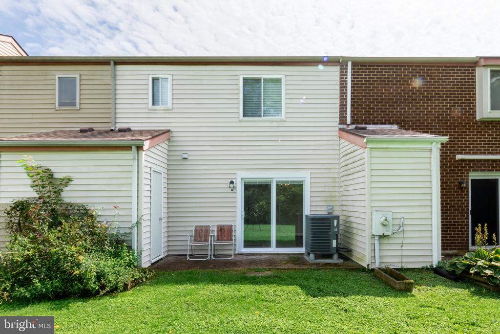 4301 WHITE OAK COURT Unit: 4301