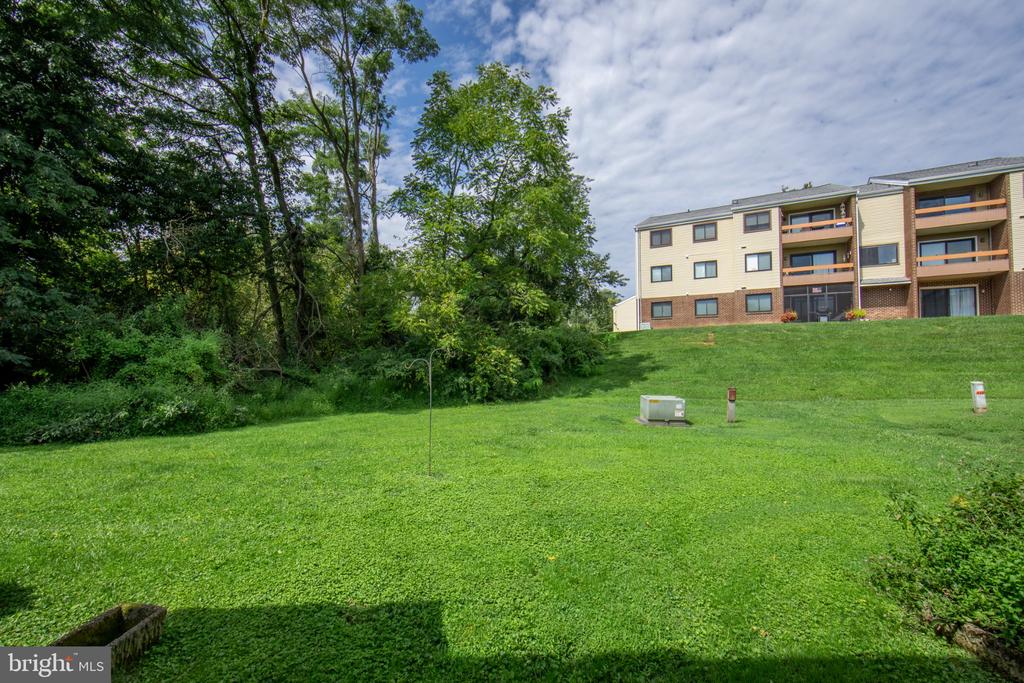 4301 WHITE OAK COURT Unit: 4301