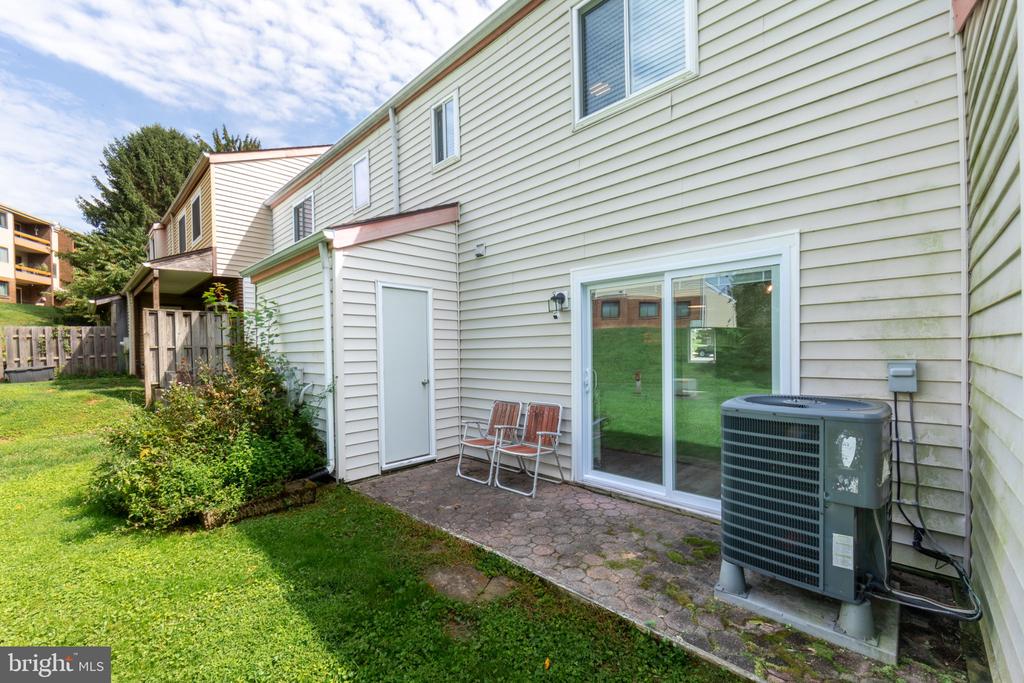 4301 WHITE OAK COURT Unit: 4301