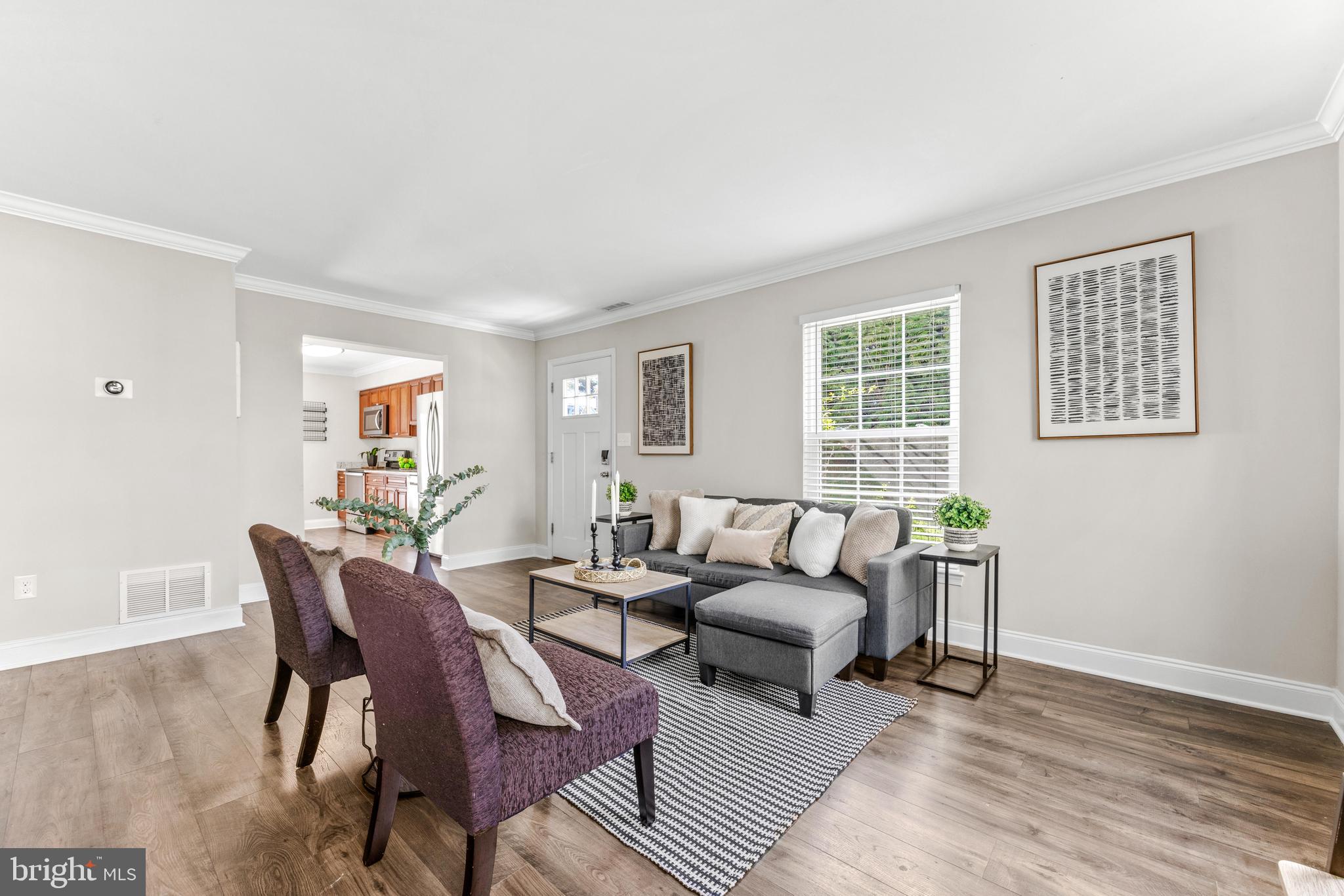 571 LANCASTER PLACE