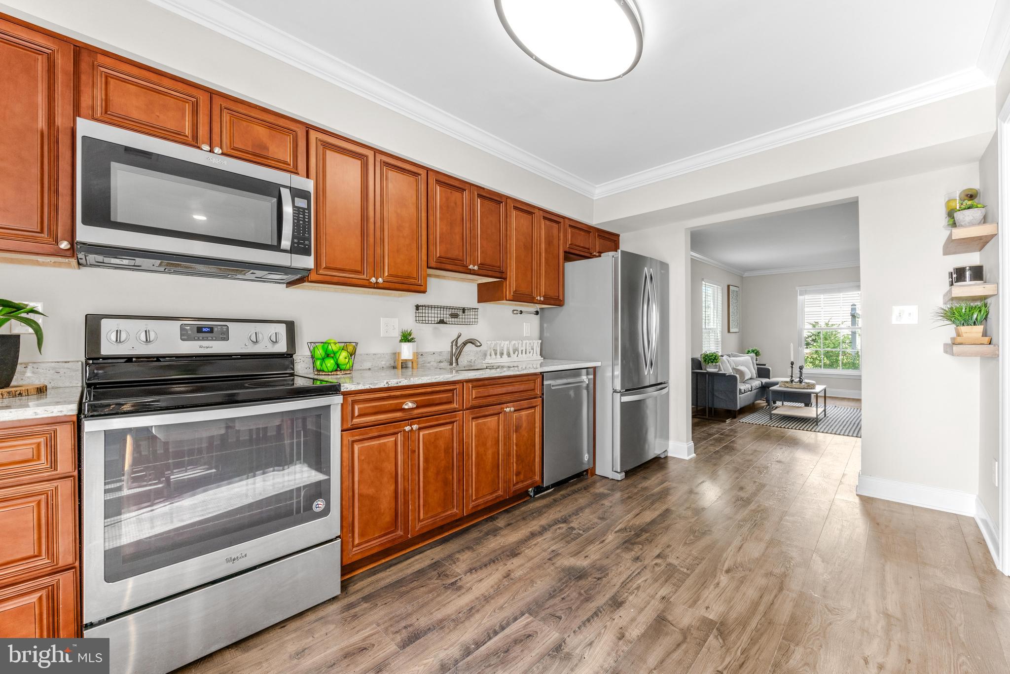 571 LANCASTER PLACE