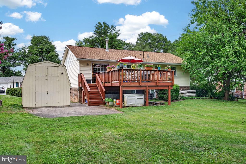 214 GLADE BOULEVARD