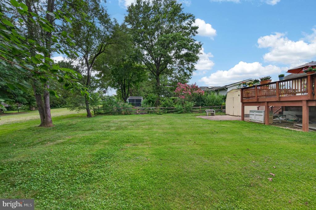 214 GLADE BOULEVARD