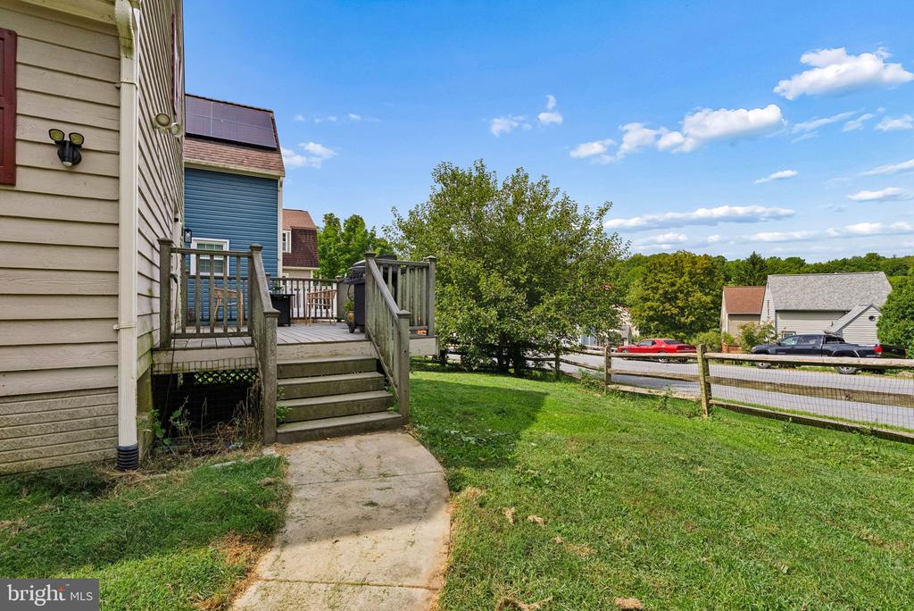 10808 LAKE SQUARE