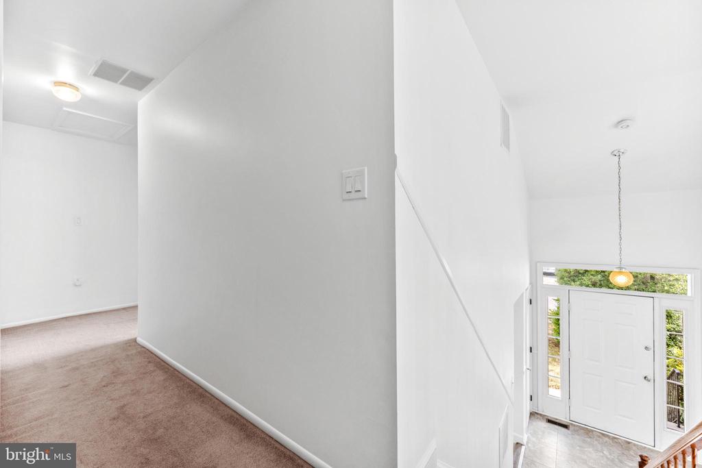 7636 SEANS TERRACE