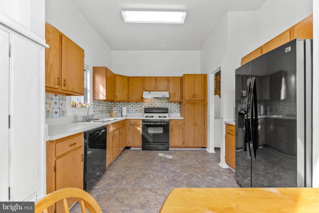 7636 SEANS TERRACE