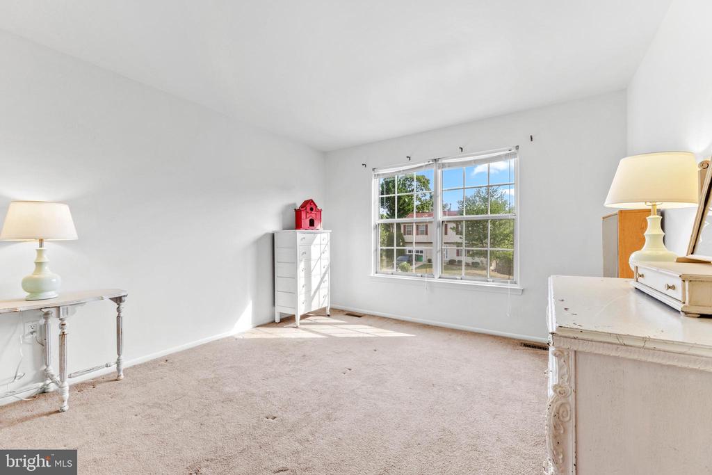 7636 SEANS TERRACE