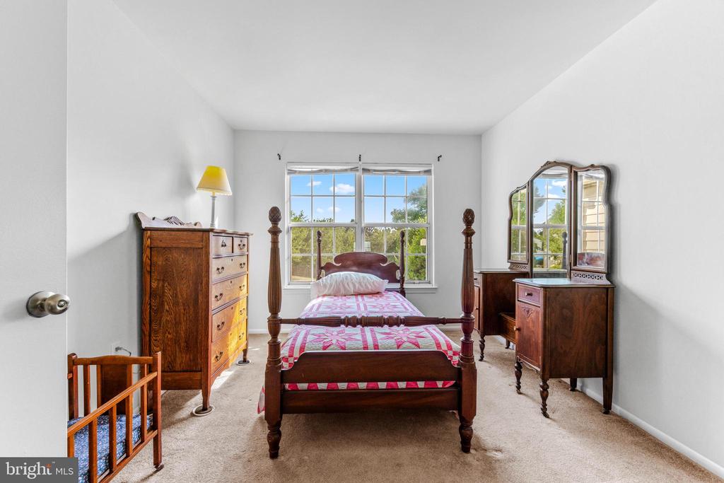 7636 SEANS TERRACE