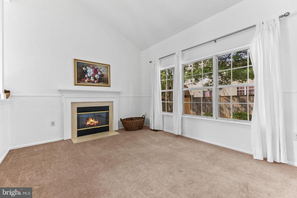 7636 SEANS TERRACE