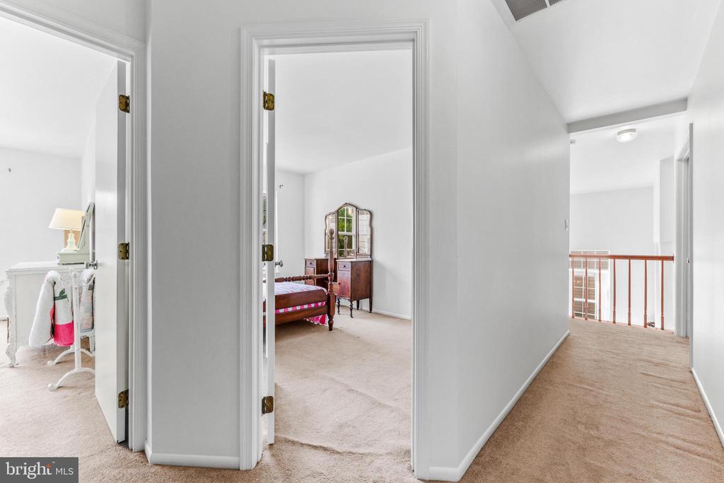 7636 SEANS TERRACE