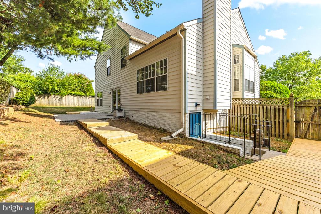 7636 SEANS TERRACE