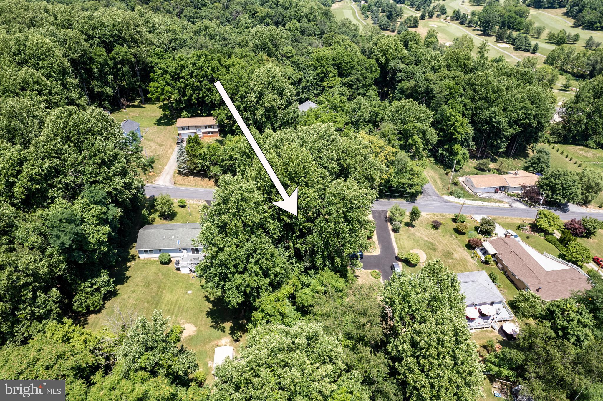 11 HILLTOP TRAIL