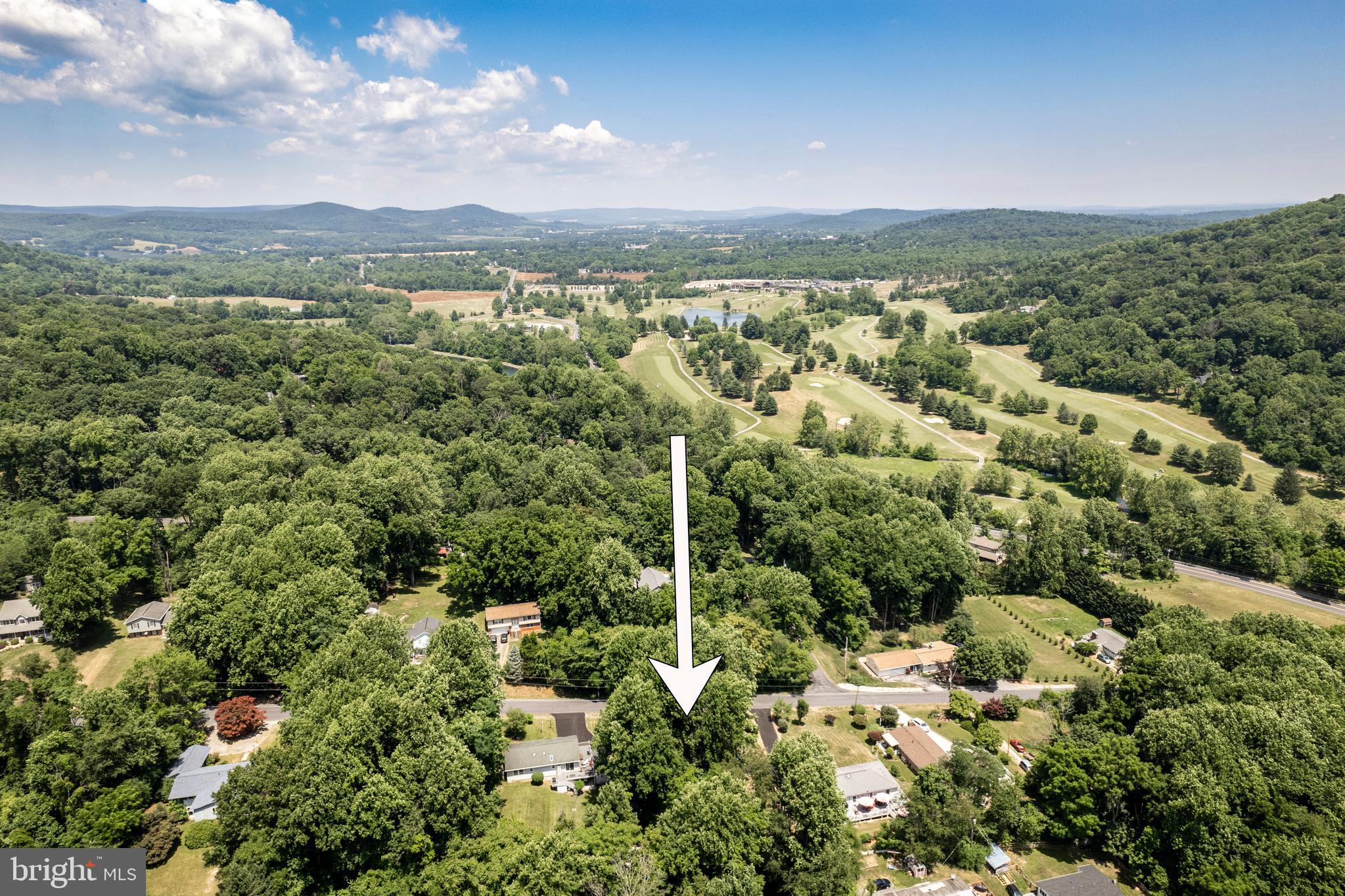 11 HILLTOP TRAIL