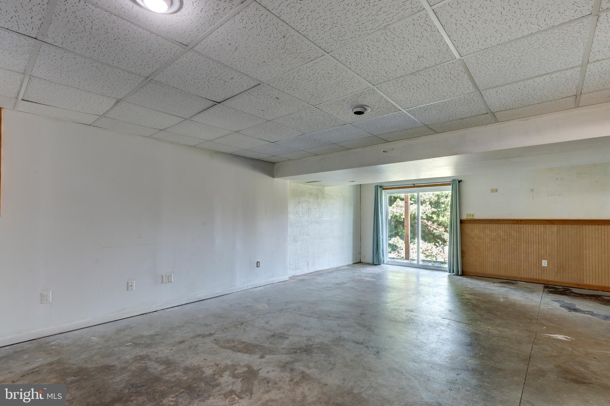 30 ALLEN DRIVE