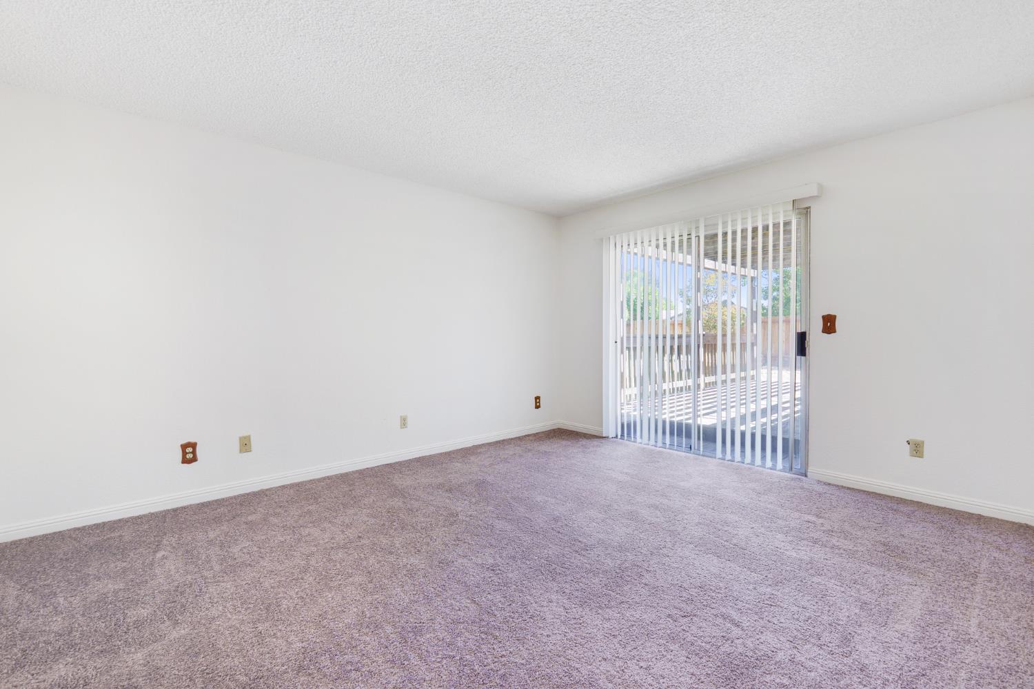 8467 Country Greens Court