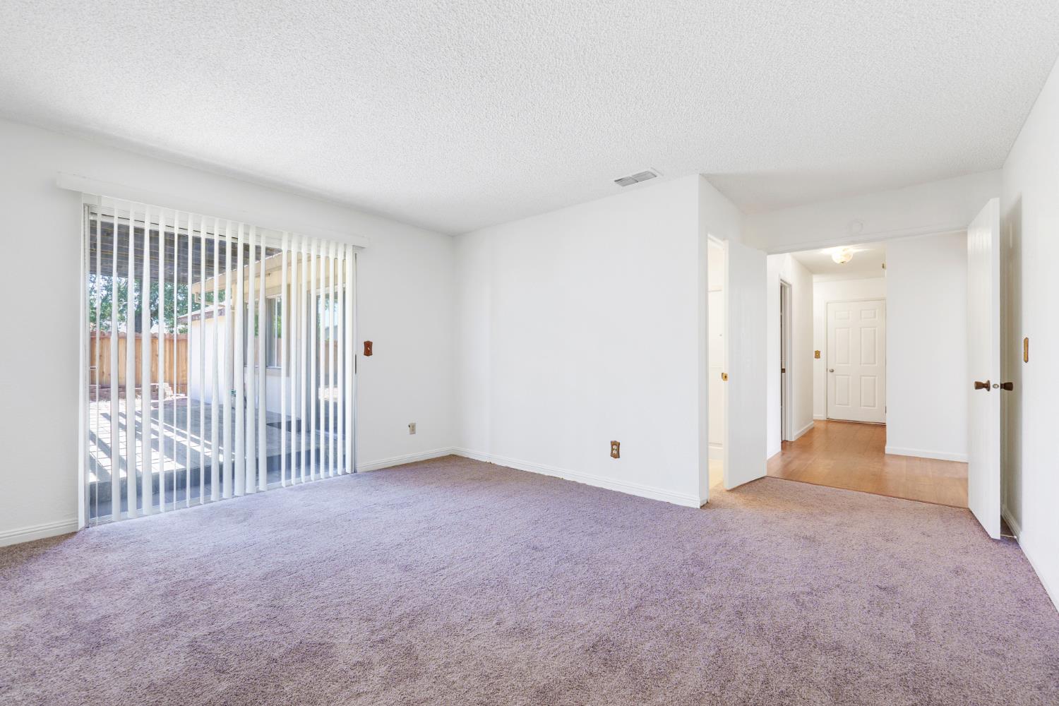 8467 Country Greens Court