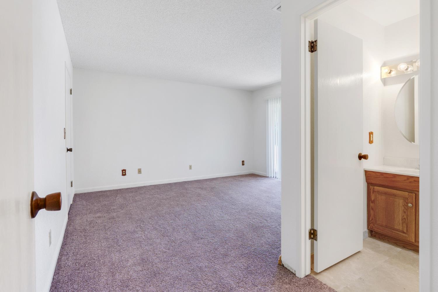 8467 Country Greens Court