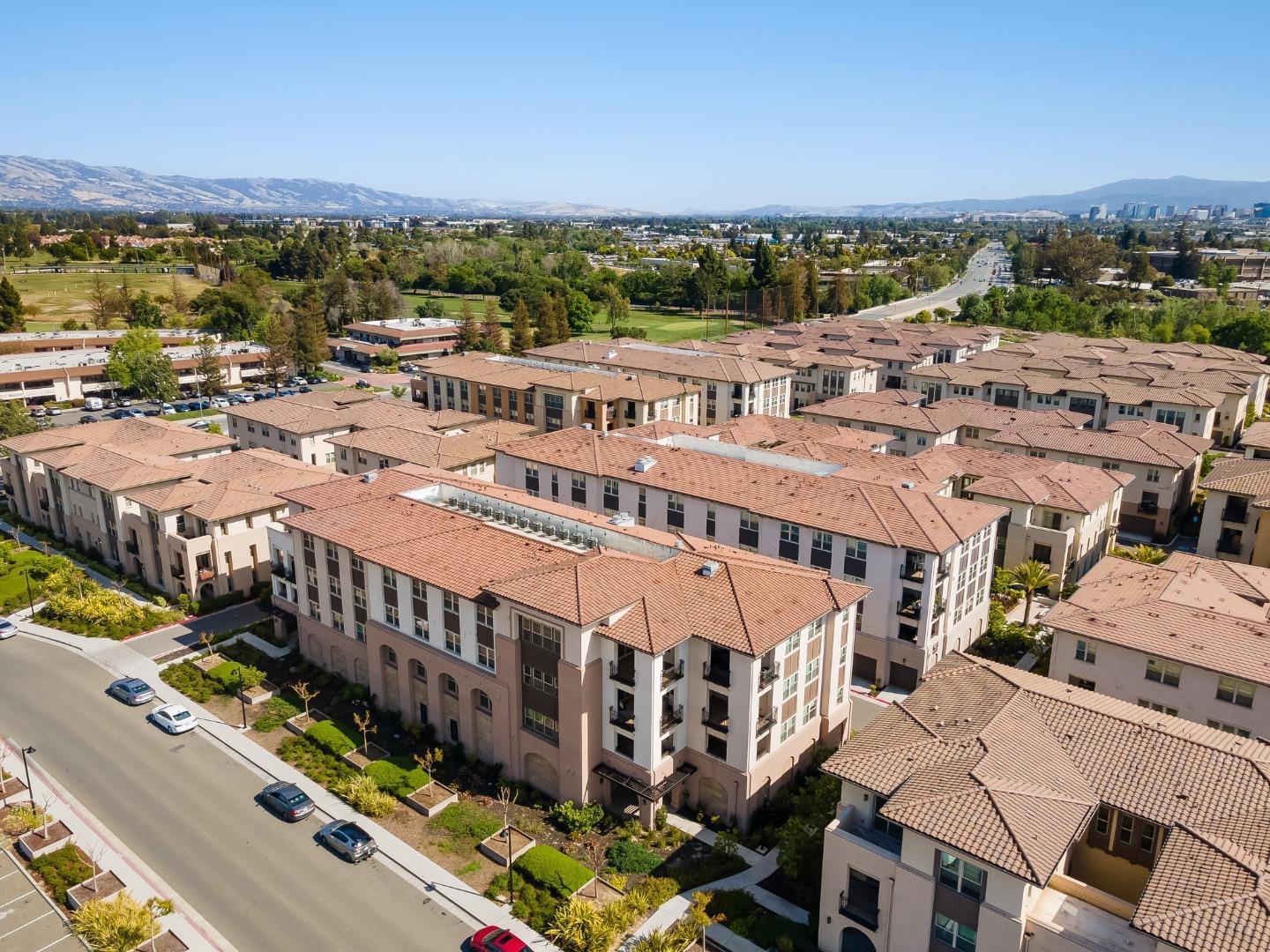 1069 Bigleaf Place Unit: 303