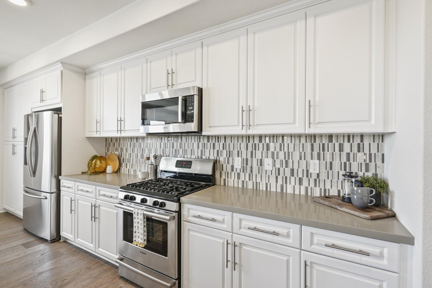 1069 Bigleaf Place Unit: 303