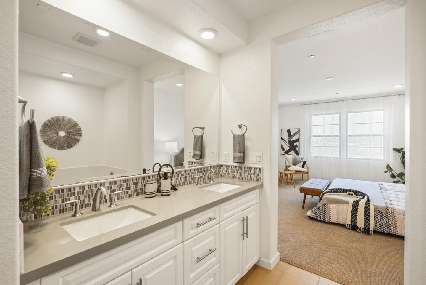 1069 Bigleaf Place Unit: 303