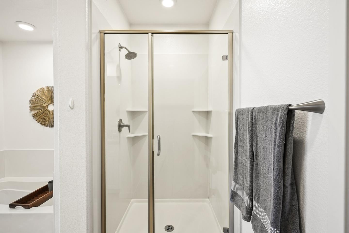 1069 Bigleaf Place Unit: 303