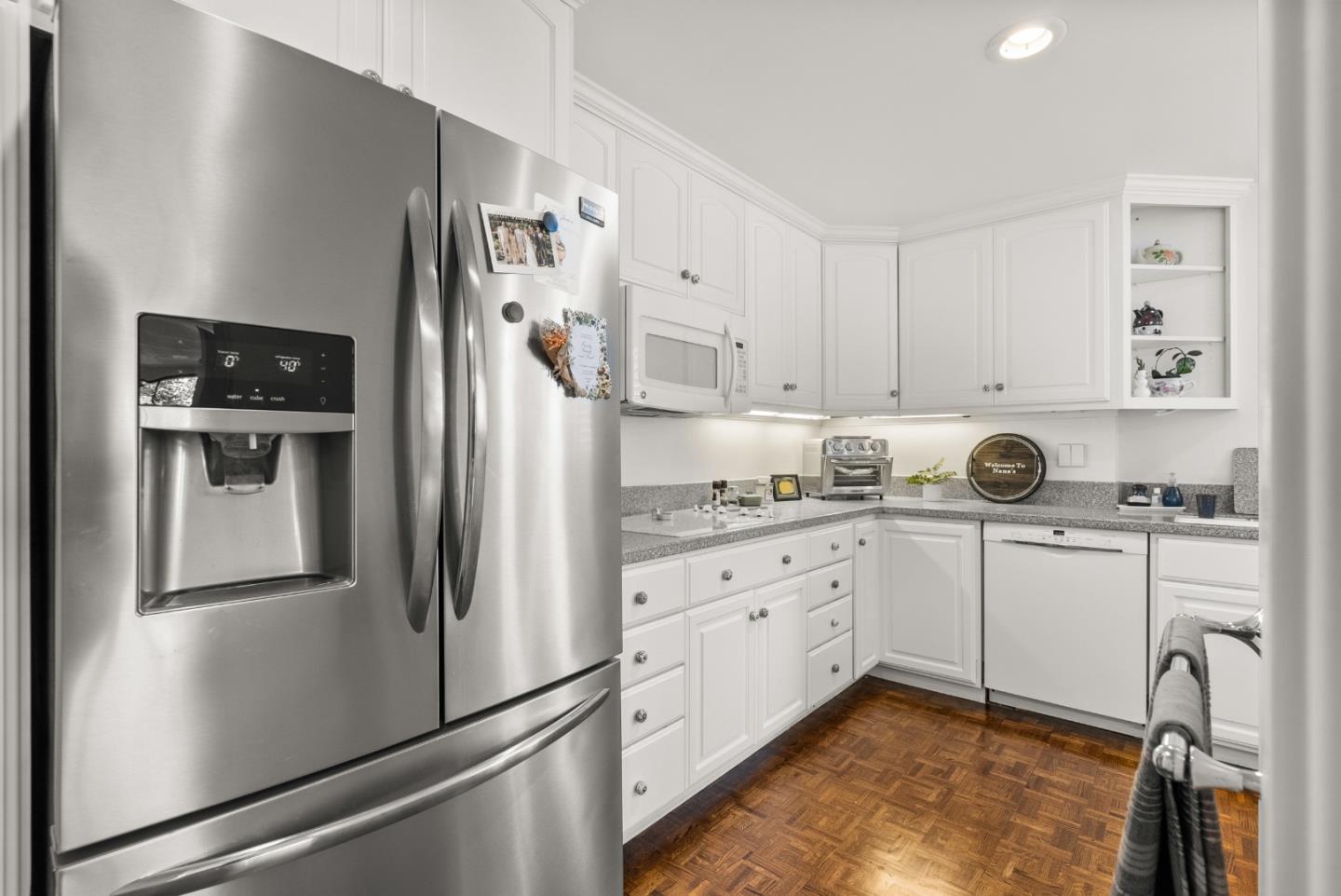 50 Mounds RD 106