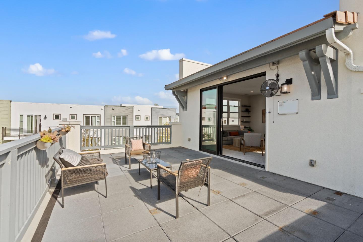 3112 Contreras DR