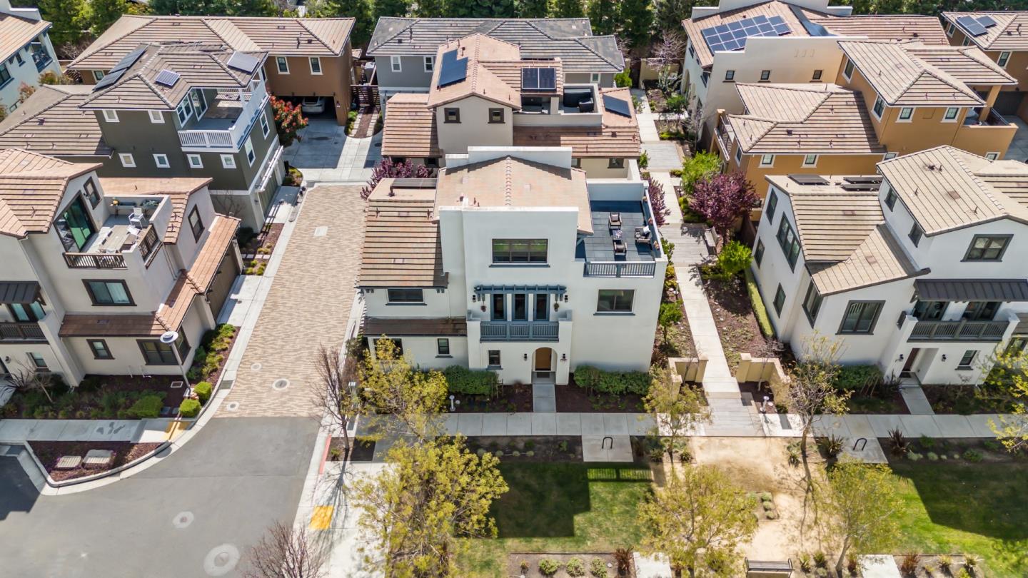 3112 Contreras DR