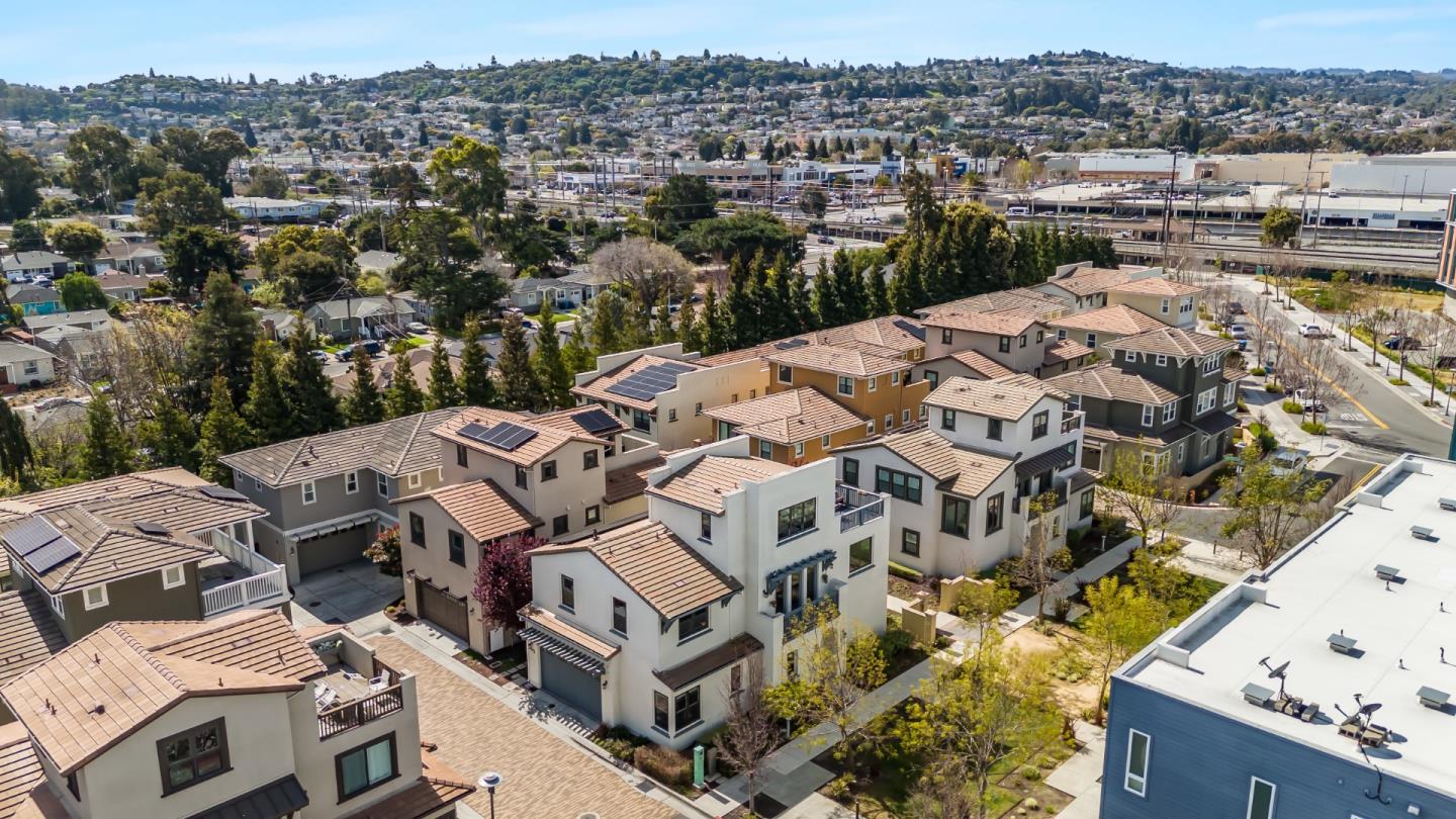 3112 Contreras DR