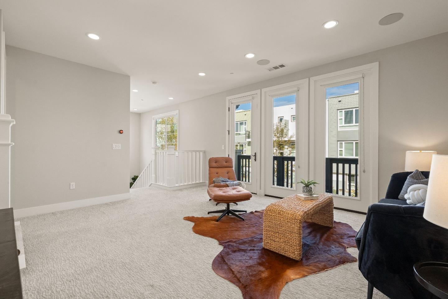 3112 Contreras DR