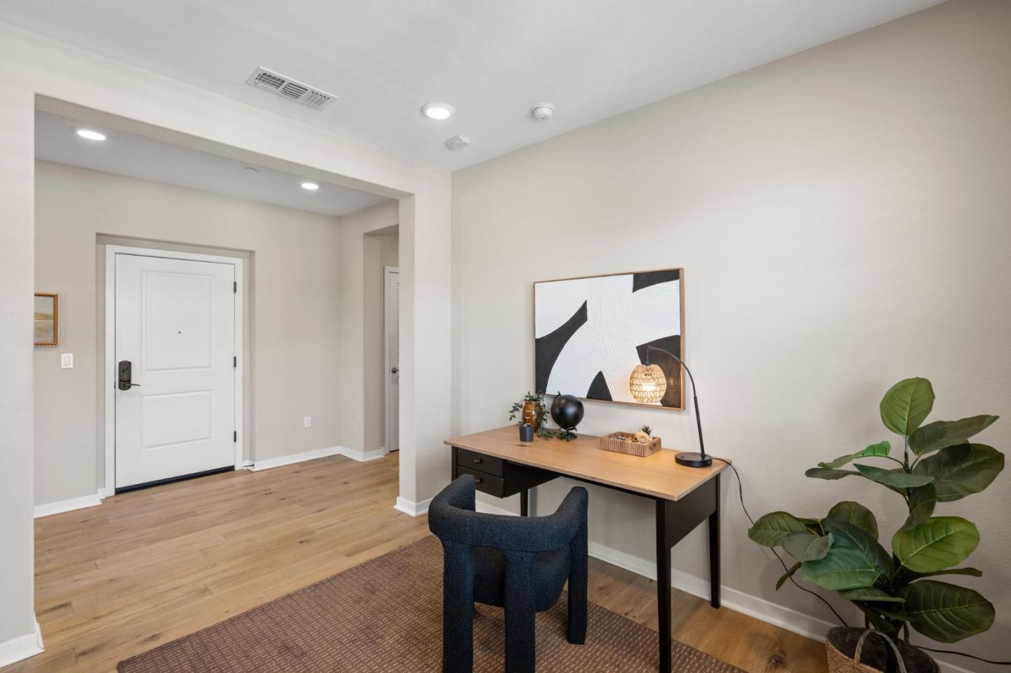 1068 Bigleaf PL 401