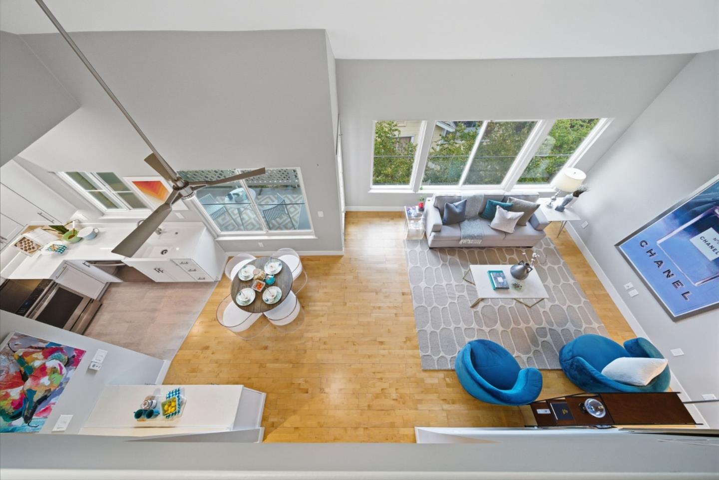 735 Buchanan Street 220