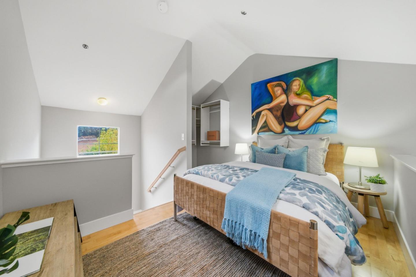 735 Buchanan Street 220